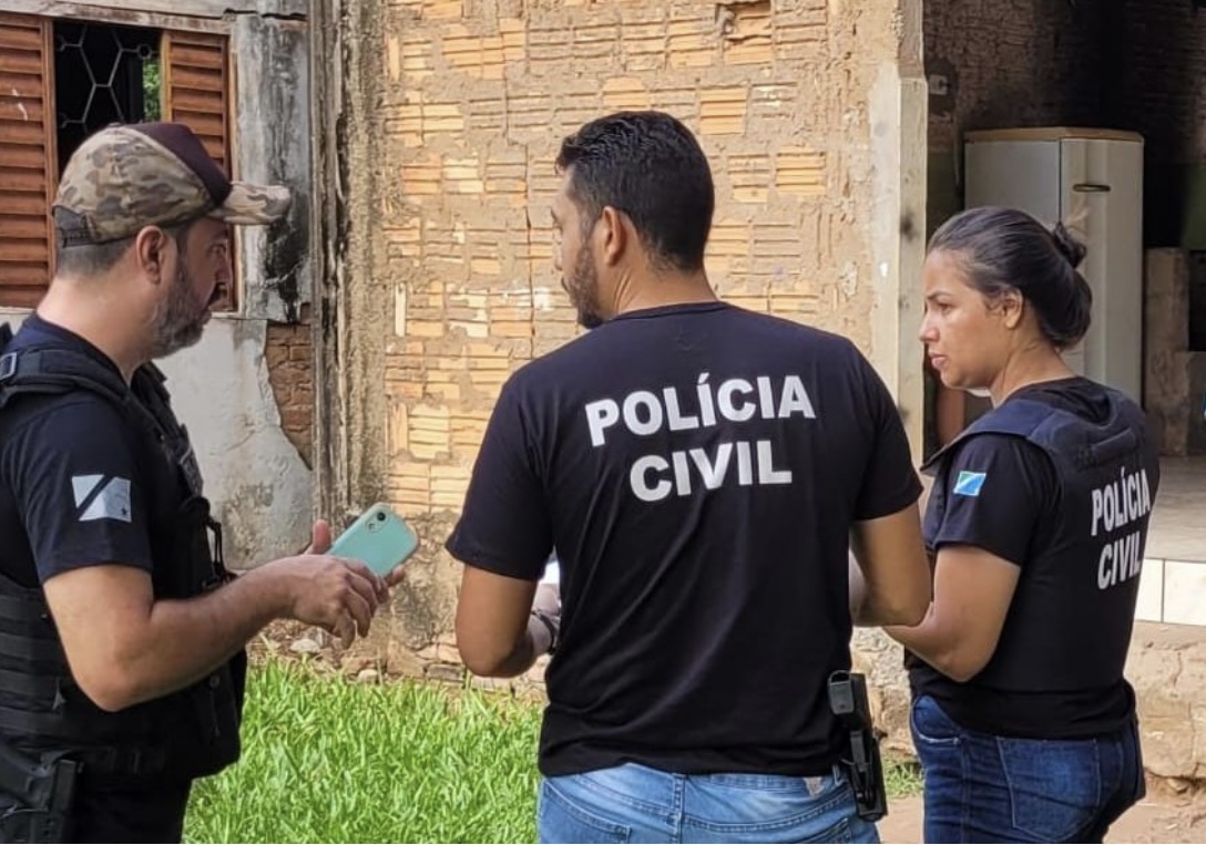 Rio Negro : Polícia Civil cumpre mandados suspeitos de praticar o crime de  favorecimento da prostituição e exploração sexual, bem como a divulgação de  imagens e vídeos com cenas de sexo e