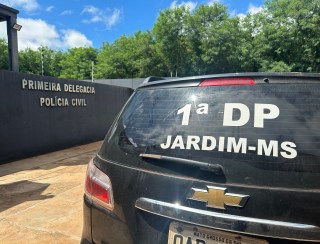 Jardim: Furto em padaria: homem invade estabelecimento e leva R$ 350 do caixa