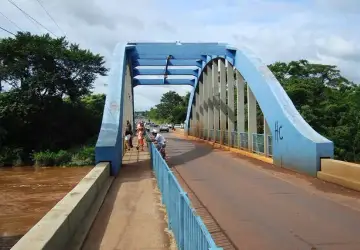 Ponte em Jardim, cidade que teria recebido uma "chuva de sapos", segundo o ChatGPT. (Foto: Divulgação) 