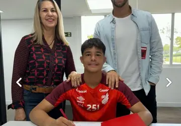 Bruno Samúdio é goleiro e assinou contrato com o Athletico Paranaense - Foto: Reprodução / Redes sociais